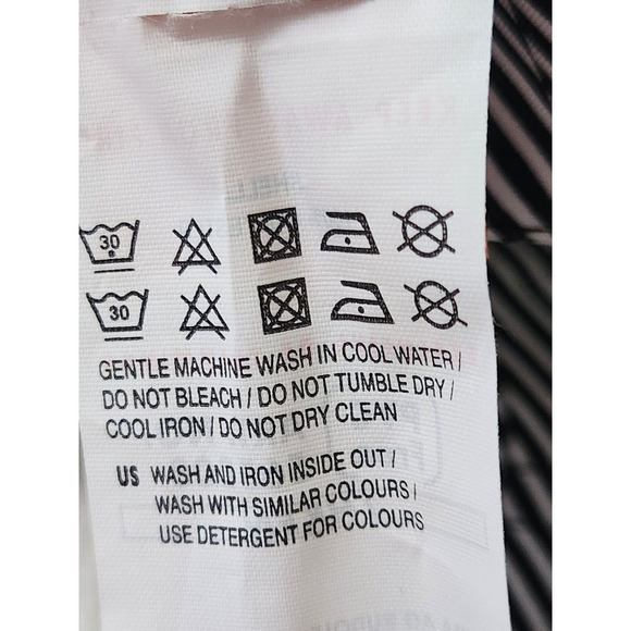 Puma Women's Black & White Geometric Chevron Print Outdoor Short (sample item) - Picture 8 of 8